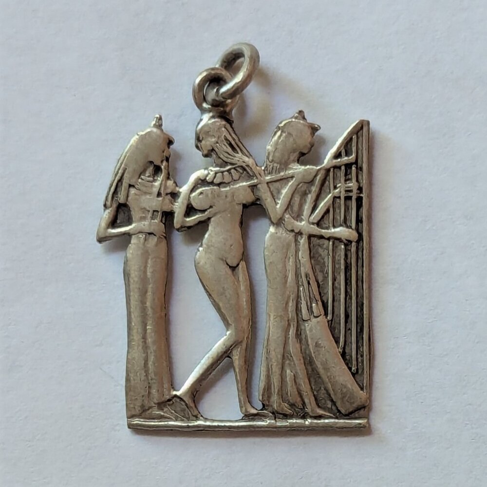 Egyptian Women Pendant Charm Sterling Silver 925 Musicians Harp Tomb of Nakht‎